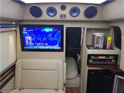 2019款丰田考斯特改装车7-20座销售 高性能隔音材料提升驾乘体验
